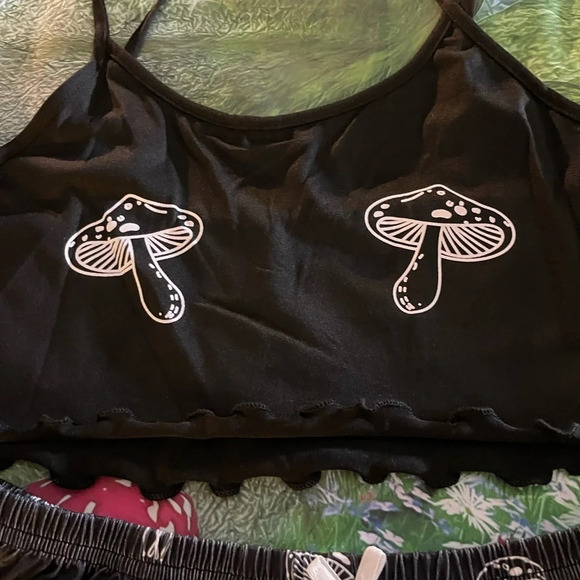 Mushy PJ Shorts and Cami, Size Large, NWOT - Picture 2 of 8